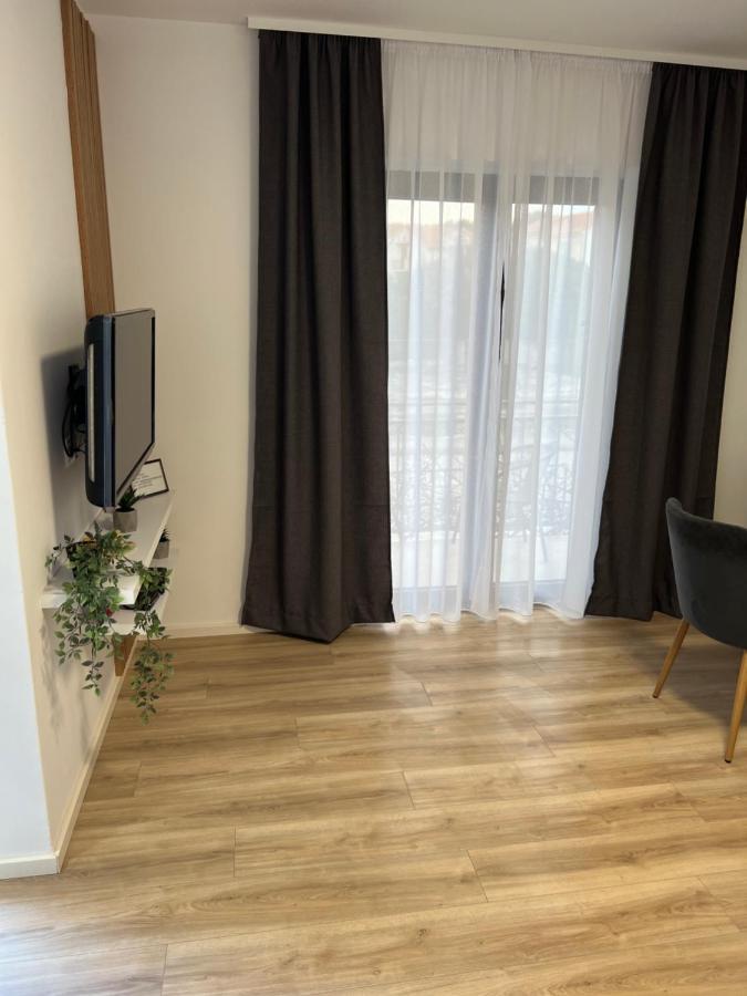 Apartmani Ivelic Supetar Exteriér fotografie