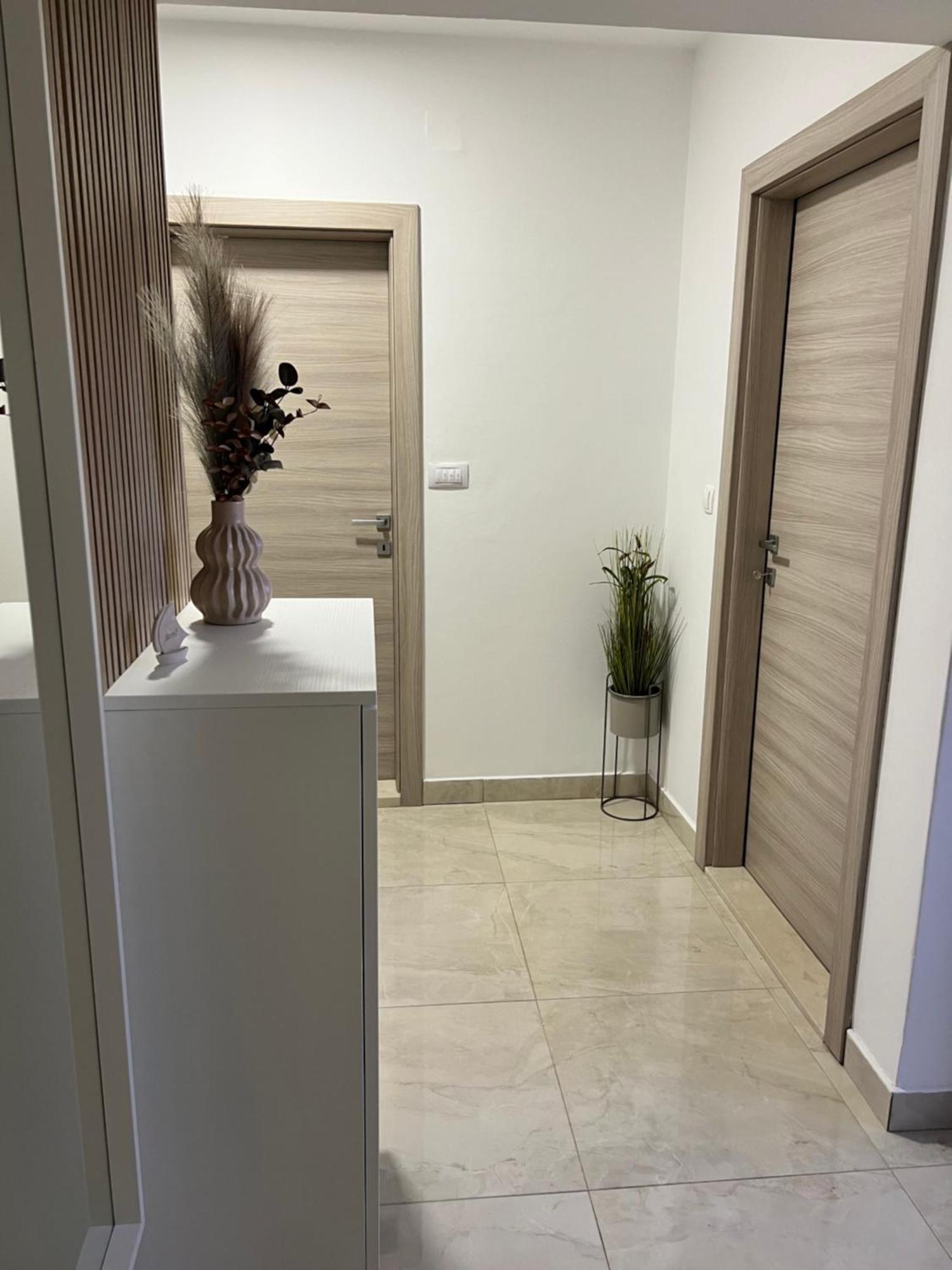 Apartmani Ivelic Supetar Exteriér fotografie